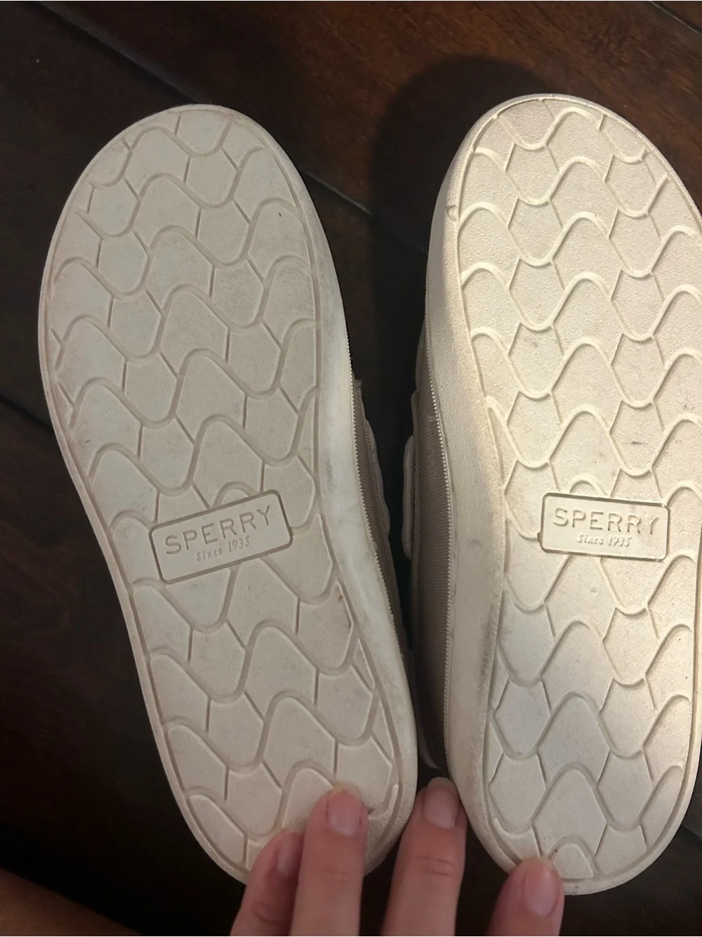 Sperry kids youth size 2  Beige Canvas Boat Shoes with Navy